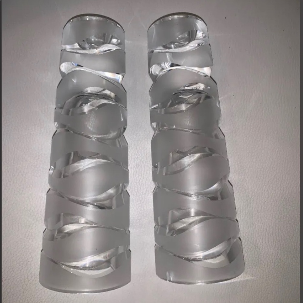 JG Durand Crescendo Wave Candlesticks